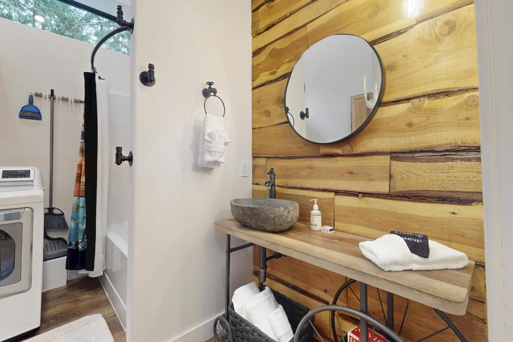 Tides & Timber Aparthotel Sequim Exterior photo